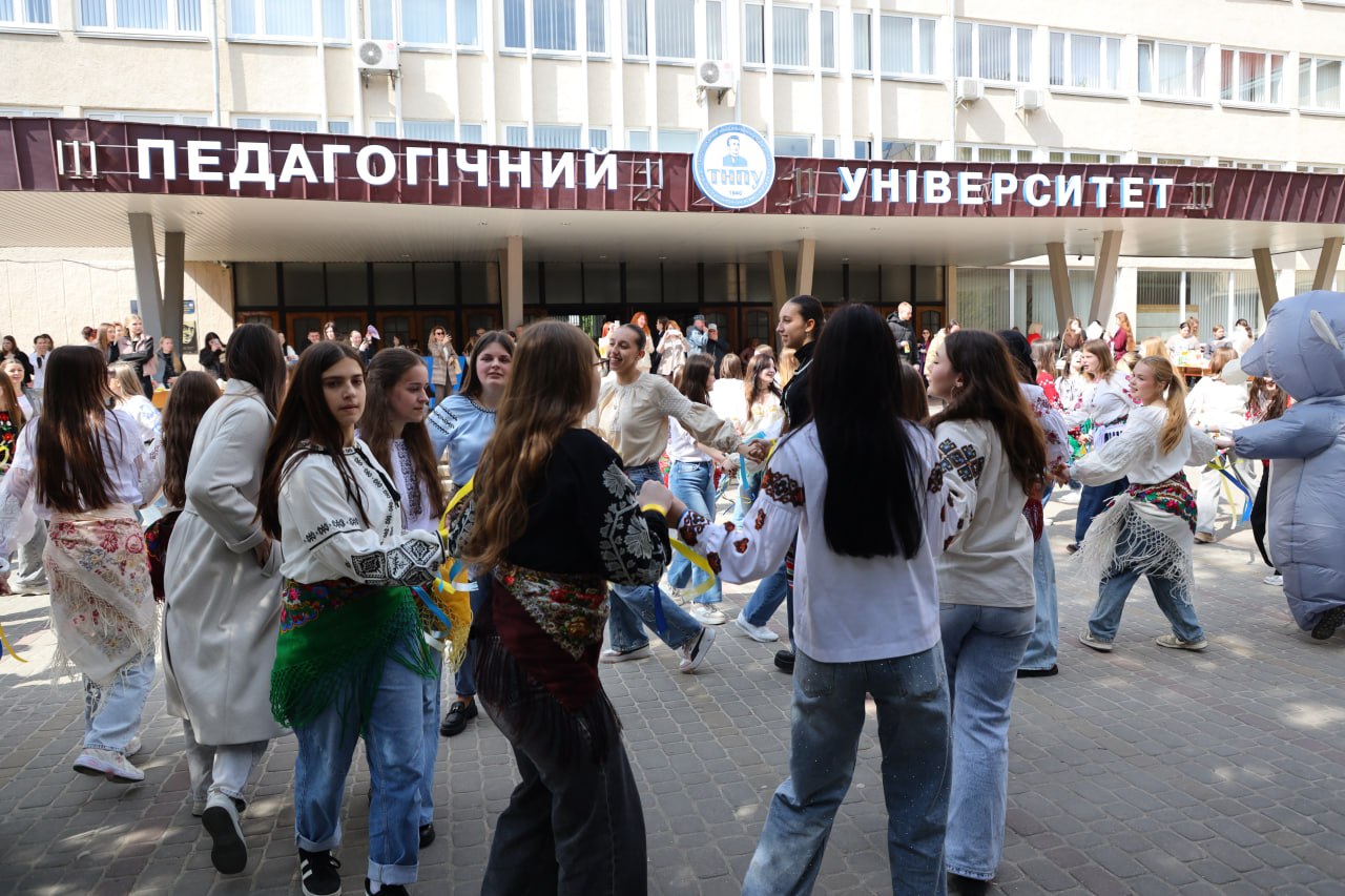 Haivky vid fakultetu filolohii i zhurnalistyky na TNPU DAY